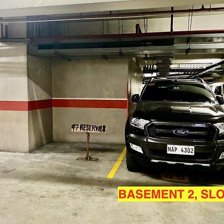 Ortigas 2 Bedroom Corner Unit With 2 Queen Across Shangrila 마닐라 외부 사진