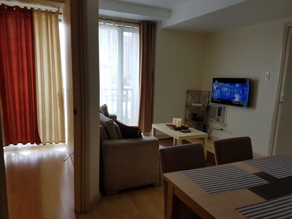 Ortigas 2 Bedroom Corner Unit With 2 Queen Across Shangrila 마닐라 외부 사진