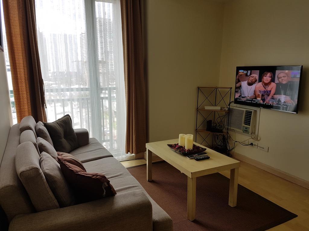 Ortigas 2 Bedroom Corner Unit With 2 Queen Across Shangrila 마닐라 외부 사진
